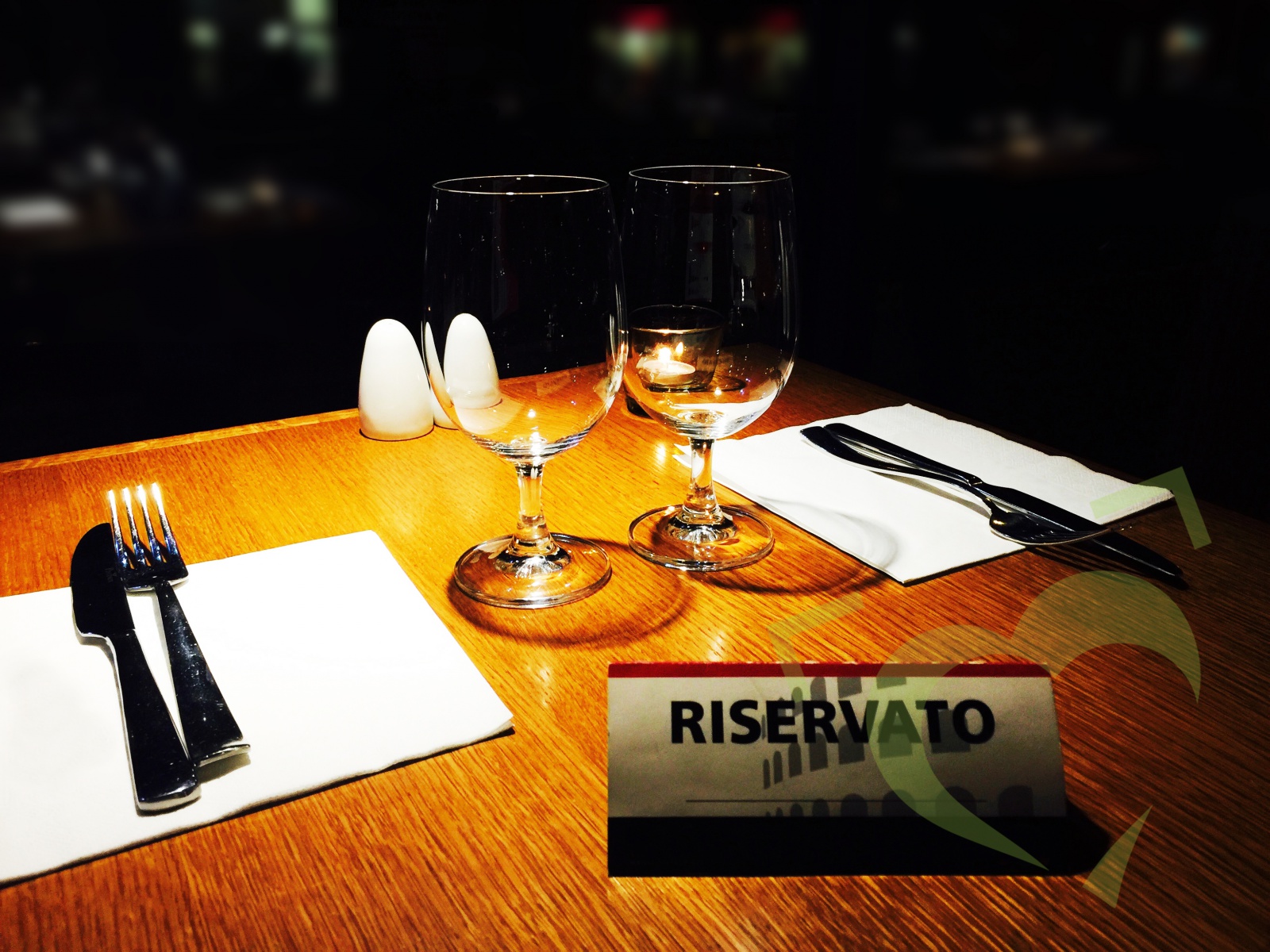 Rezervovaný stůl v restauraci Rezervovaný stůl v restauraci